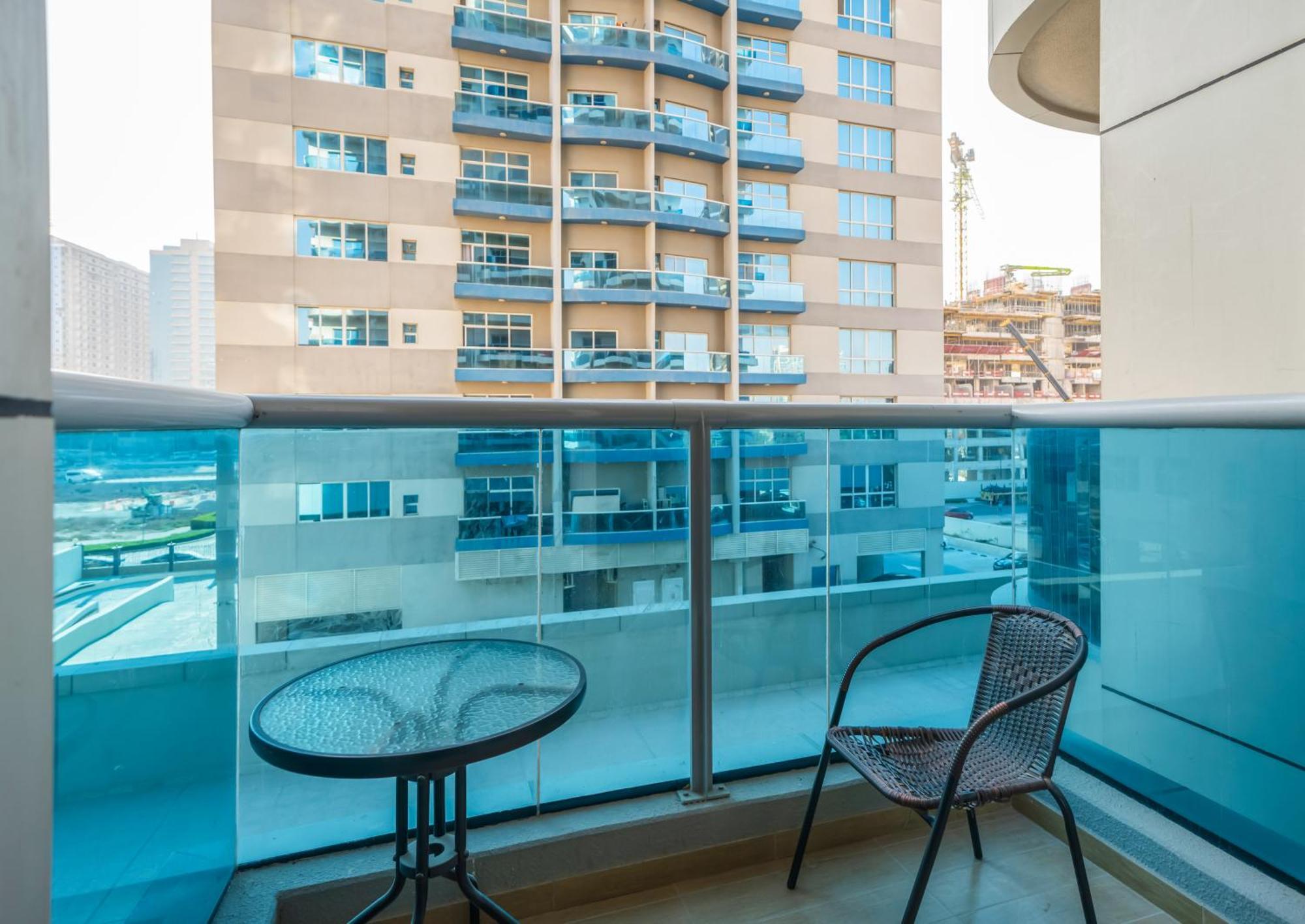 Live Spacious 3Br Apartment All En Suite & Balcony Дубай Экстерьер фото